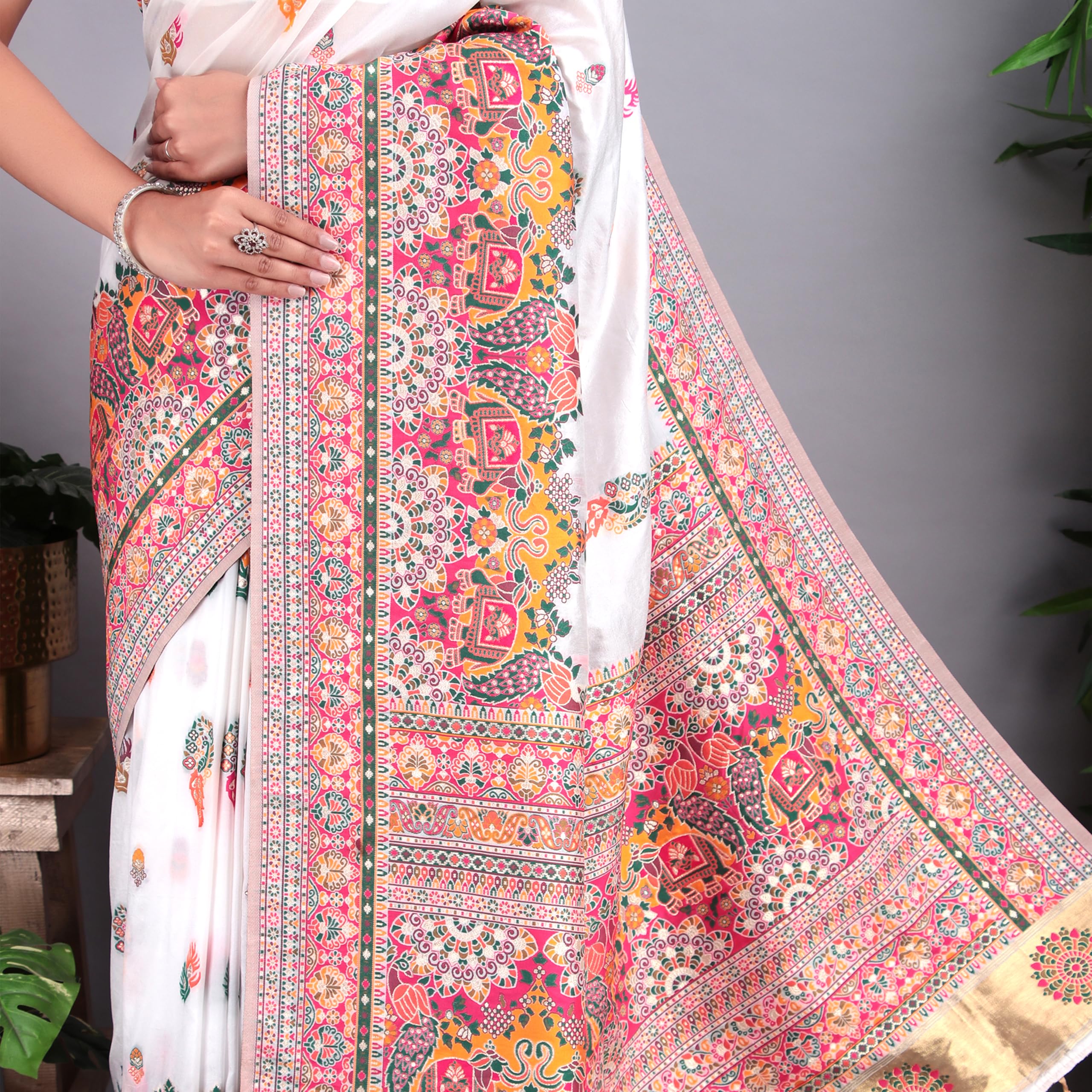 Ambararambh Saree Women's Pashmina Kashmiri Silk Saree with Blouse Piece, Traditional Indian Wear - Image 6